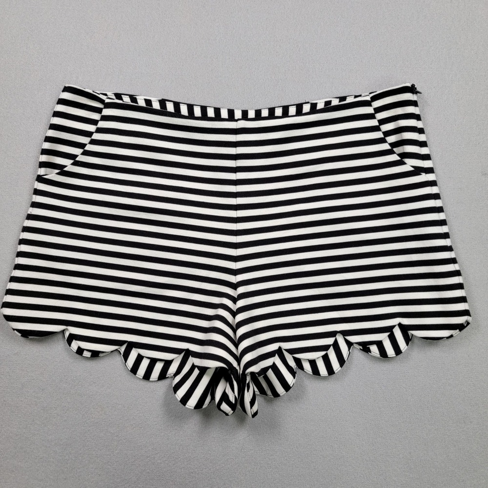 Women's Love Tree Scalloped Hem Shorts, Black/White, Small, Preowned